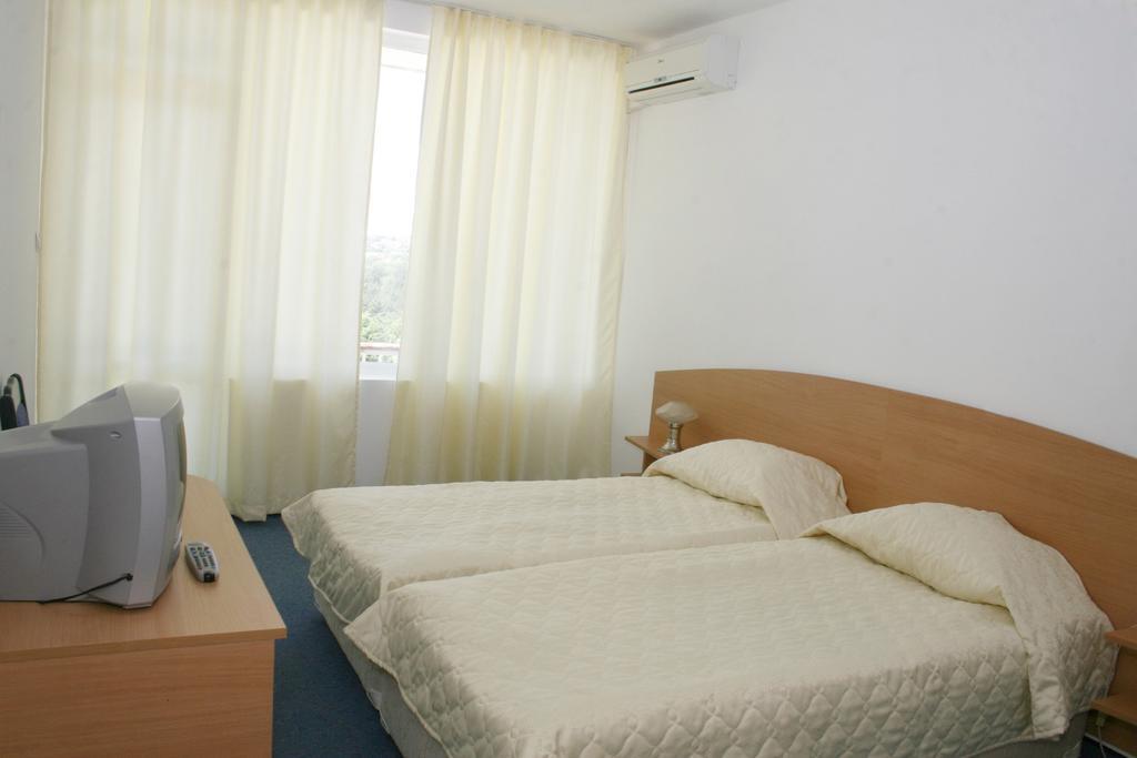 Geolog Hotel Sveti Konstantin Buitenkant foto